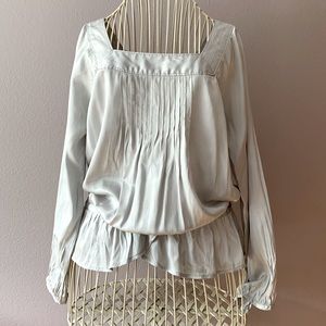 FIRM Peplum Square neck Silver Beautiful blouse